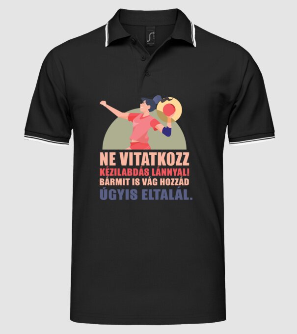  minta fekete pólón