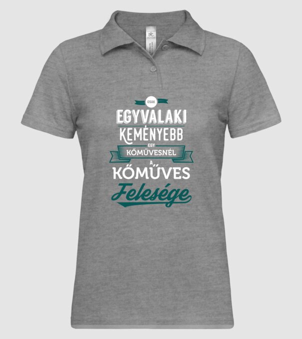  minta szürke pólón